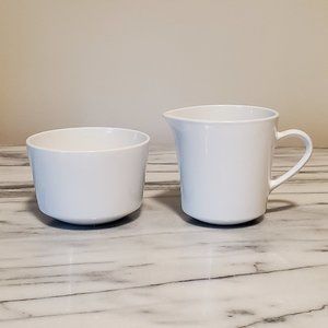 Centura by Corning Creamer and Sugar Set in White